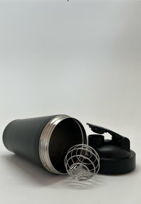 Unusual Shaker Black & Black 750ml